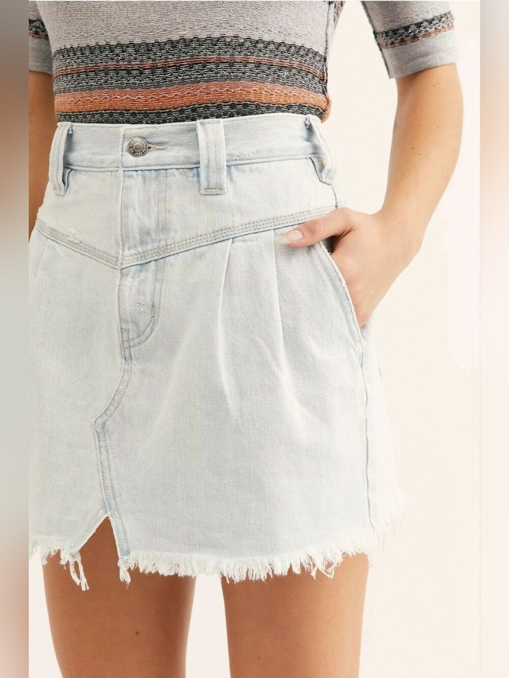We The Free Silver Lake Denim Skirt Size 28 - Picture 7 of 13